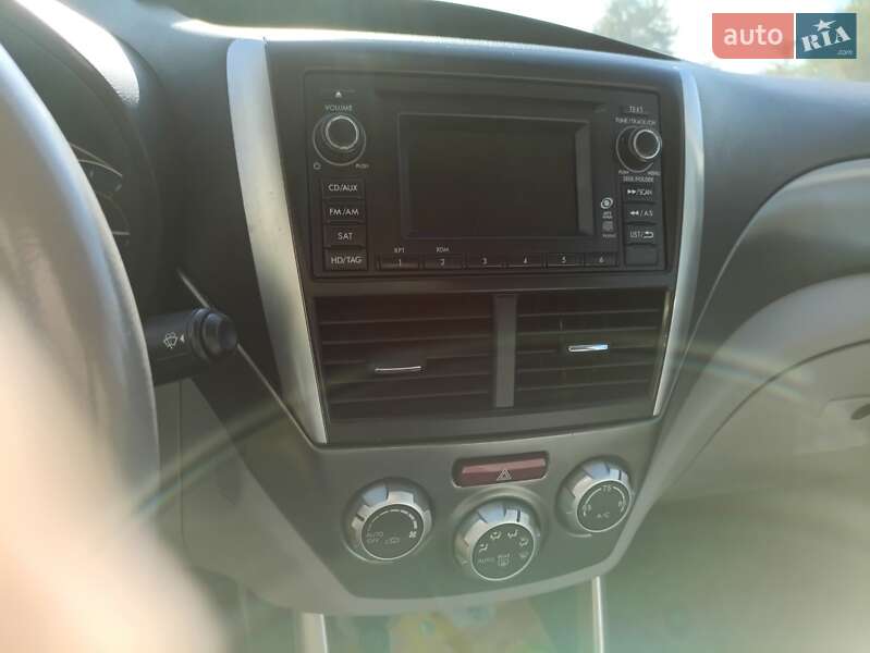 Позашляховик / Кросовер Subaru Forester 2012 в Житомирі