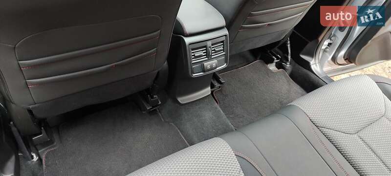 Позашляховик / Кросовер Subaru Forester 2022 в Дніпрі