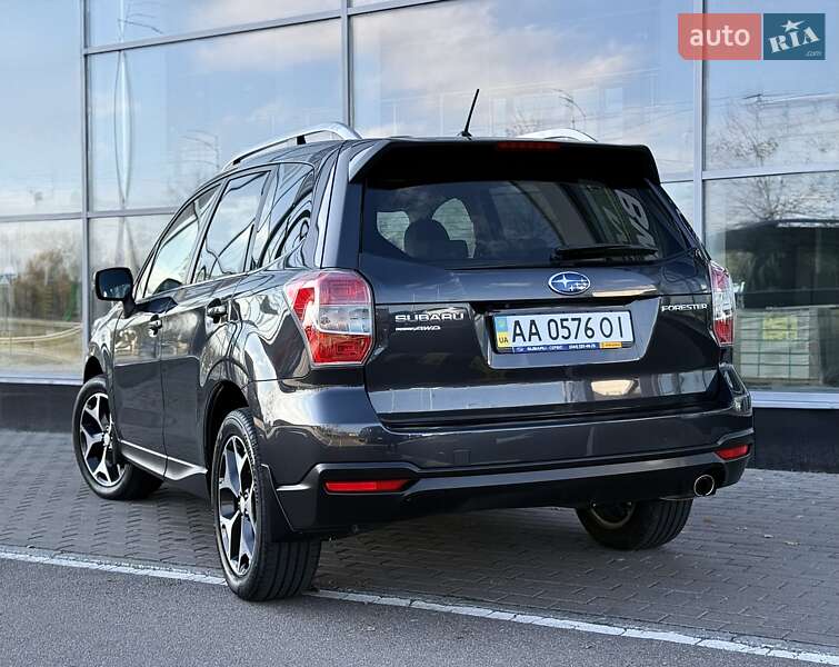 Позашляховик / Кросовер Subaru Forester 2014 в Києві