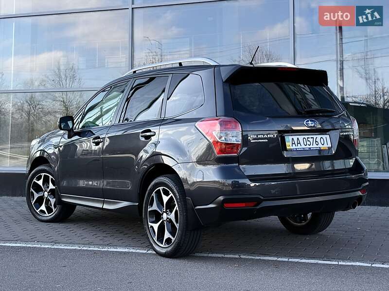 Позашляховик / Кросовер Subaru Forester 2014 в Києві