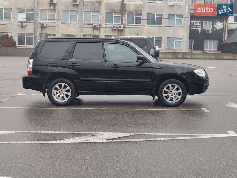 Позашляховик / Кросовер Subaru Forester 2006 в Києві