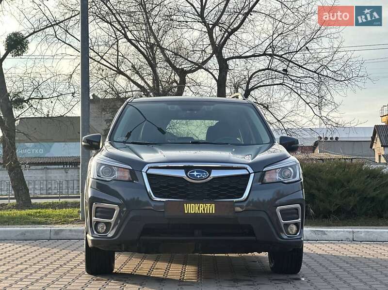 Внедорожник / Кроссовер Subaru Forester 2019 в Киеве