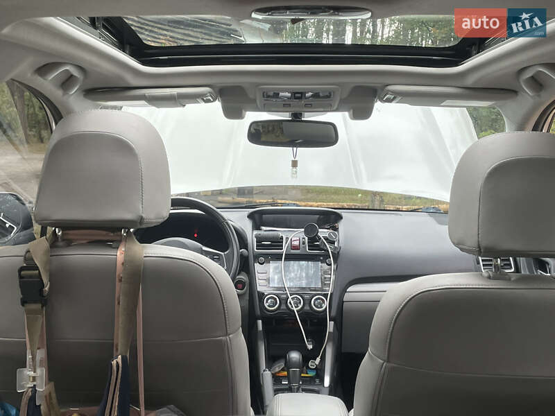 Внедорожник / Кроссовер Subaru Forester 2016 в Киеве
