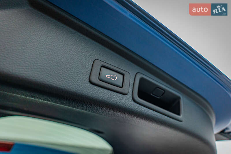 Позашляховик / Кросовер Subaru Forester 2018 в Києві