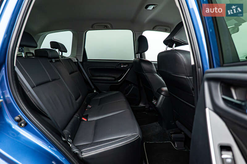 Позашляховик / Кросовер Subaru Forester 2018 в Києві