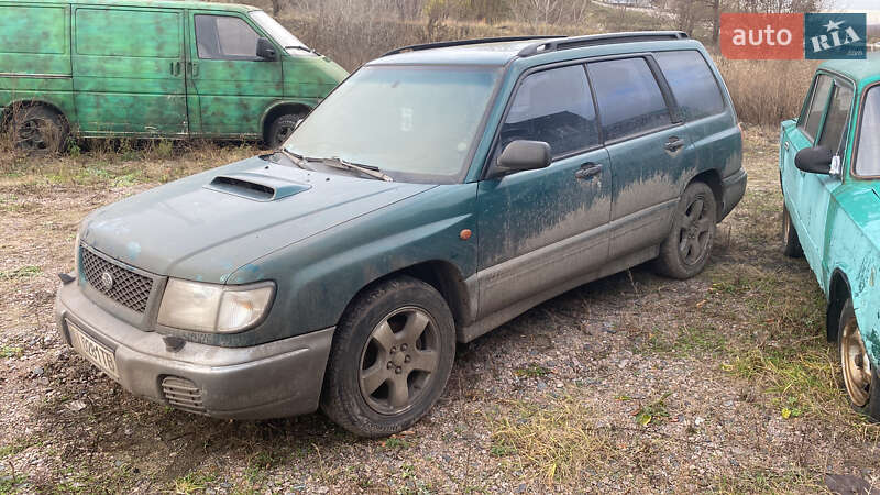 Внедорожник / Кроссовер Subaru Forester 1999 в Киеве
