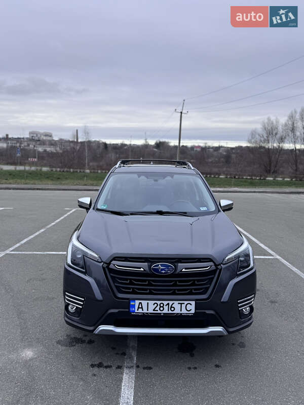 Внедорожник / Кроссовер Subaru Forester 2022 в Киеве