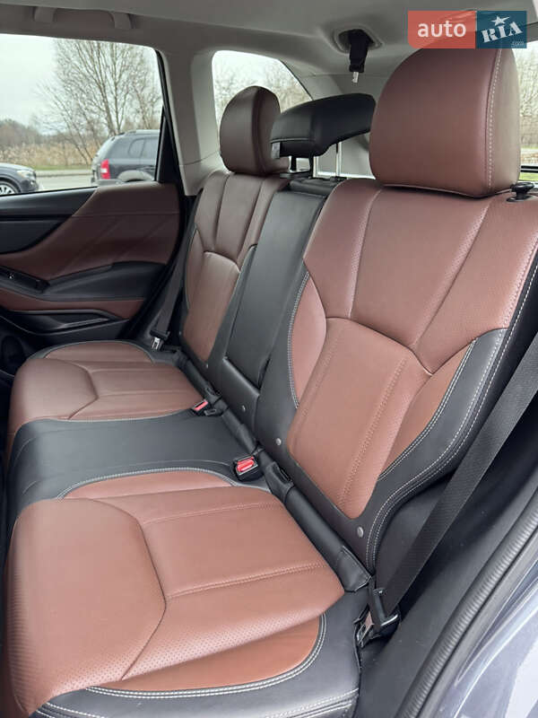 Внедорожник / Кроссовер Subaru Forester 2022 в Киеве