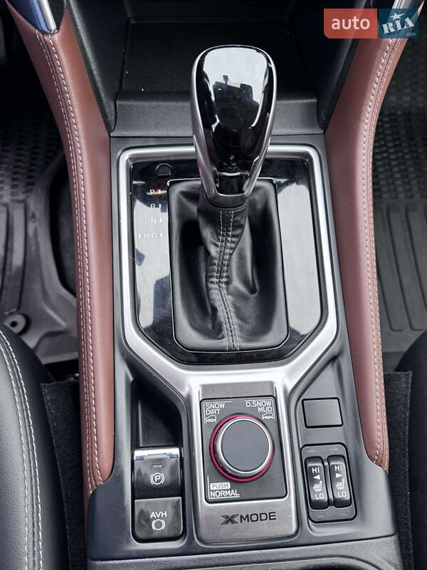 Внедорожник / Кроссовер Subaru Forester 2022 в Киеве