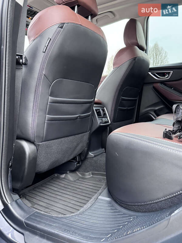 Внедорожник / Кроссовер Subaru Forester 2022 в Киеве