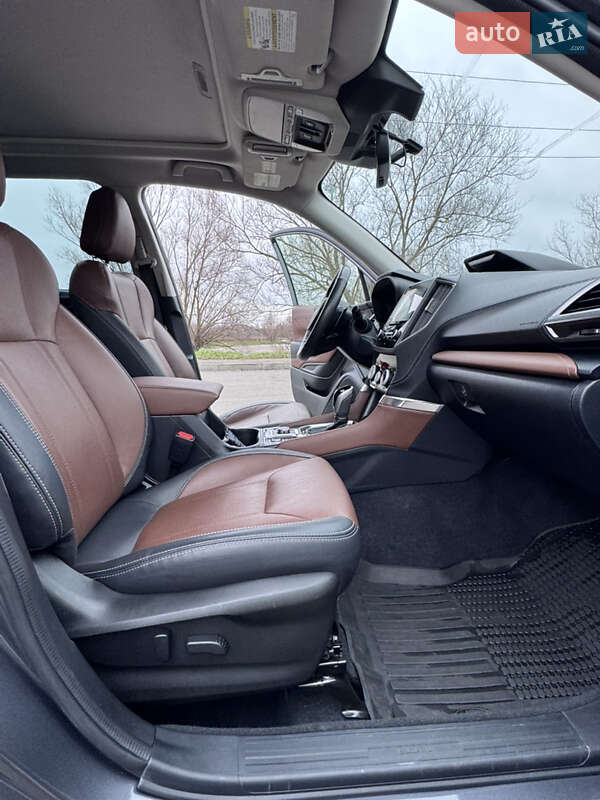 Внедорожник / Кроссовер Subaru Forester 2022 в Киеве