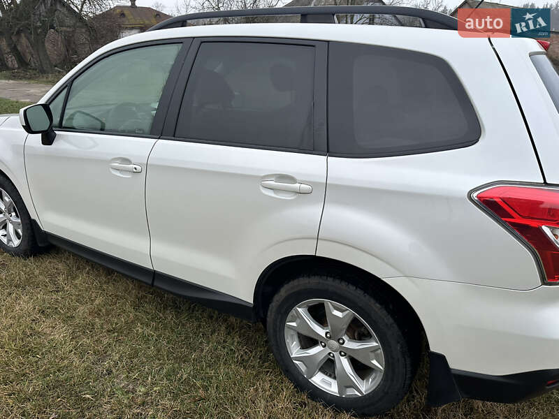 Внедорожник / Кроссовер Subaru Forester 2014 в Котельве