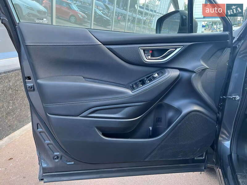 Внедорожник / Кроссовер Subaru Forester 2020 в Киеве