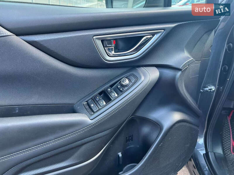 Внедорожник / Кроссовер Subaru Forester 2020 в Киеве