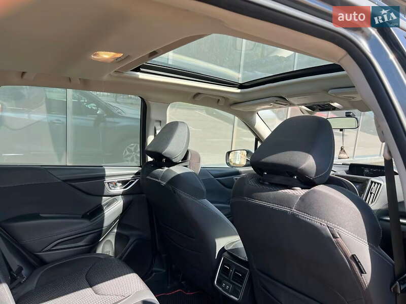 Внедорожник / Кроссовер Subaru Forester 2020 в Киеве