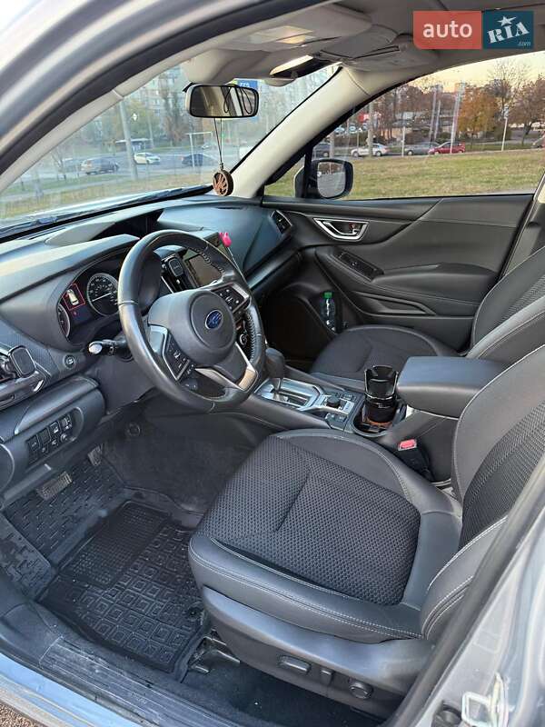 Позашляховик / Кросовер Subaru Forester 2019 в Києві фото 12 Позашляховик / Кросовер Subaru Forester 2019 в Києві