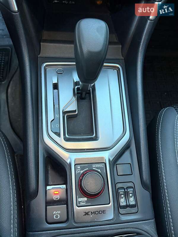 Позашляховик / Кросовер Subaru Forester 2019 в Києві фото 23 Позашляховик / Кросовер Subaru Forester 2019 в Києві