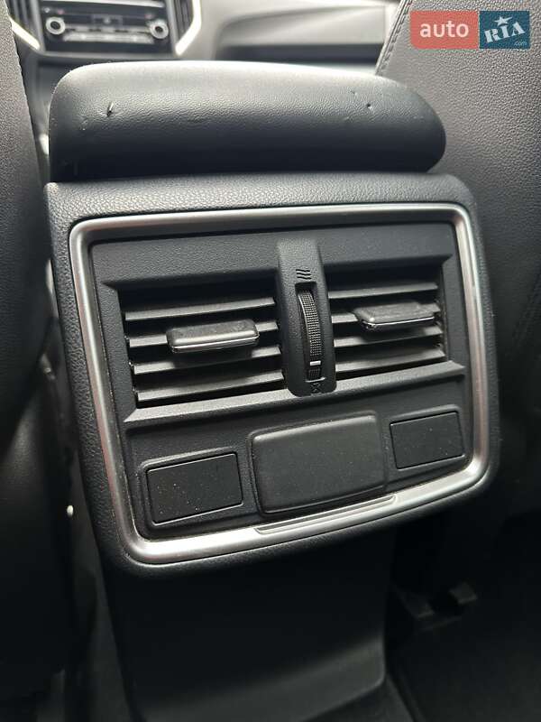 Внедорожник / Кроссовер Subaru Forester 2021 в Белогородке