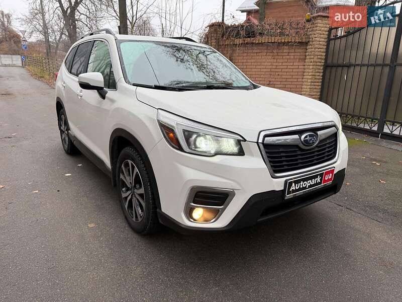 Позашляховик / Кросовер Subaru Forester 2018 в Києві