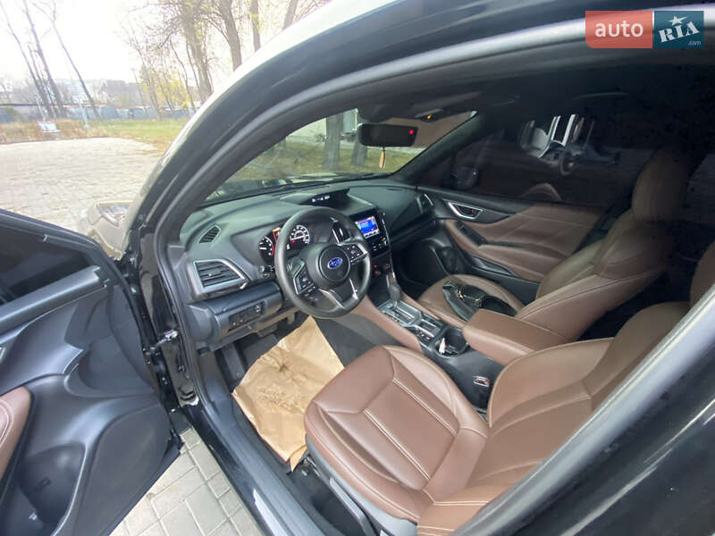 Позашляховик / Кросовер Subaru Forester 2018 в Дніпрі