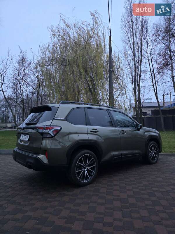Позашляховик / Кросовер Subaru Forester 2024 в Києві
