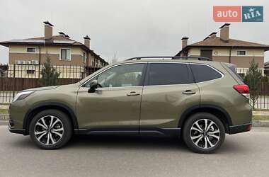 Внедорожник / Кроссовер Subaru Forester 2022 в Киеве
