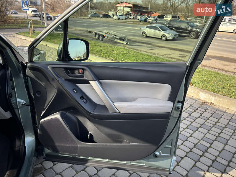 Внедорожник / Кроссовер Subaru Forester 2016 в Ивано-Франковске