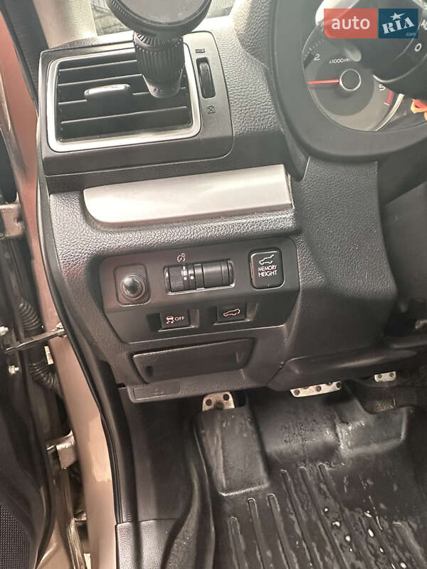 Внедорожник / Кроссовер Subaru Forester 2015 в Хмельницком