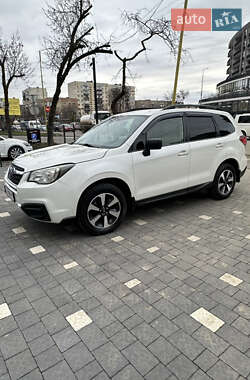 Внедорожник / Кроссовер Subaru Forester 2017 в Ужгороде