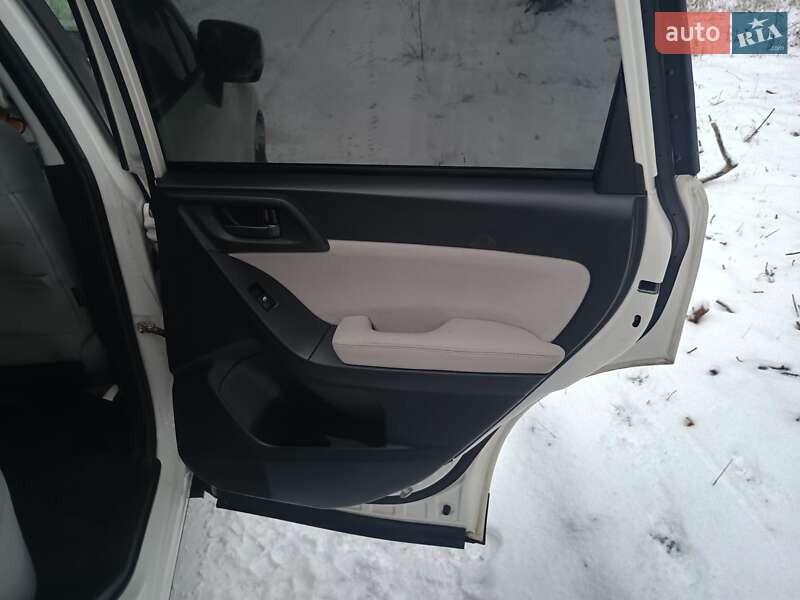 Позашляховик / Кросовер Subaru Forester 2013 в Сумах