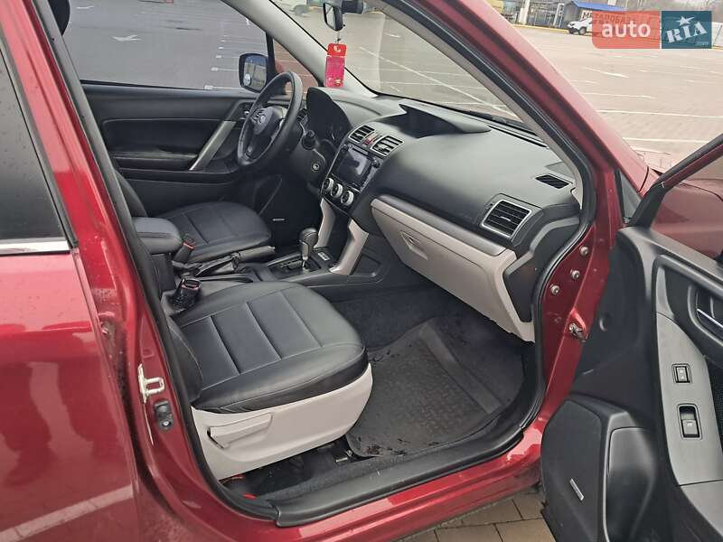 Внедорожник / Кроссовер Subaru Forester 2015 в Сумах