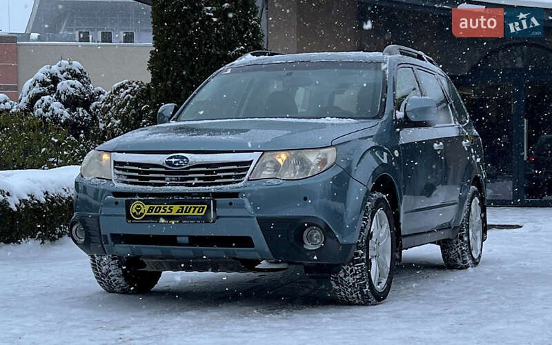 Внедорожник / Кроссовер Subaru Forester 2011 в Львове