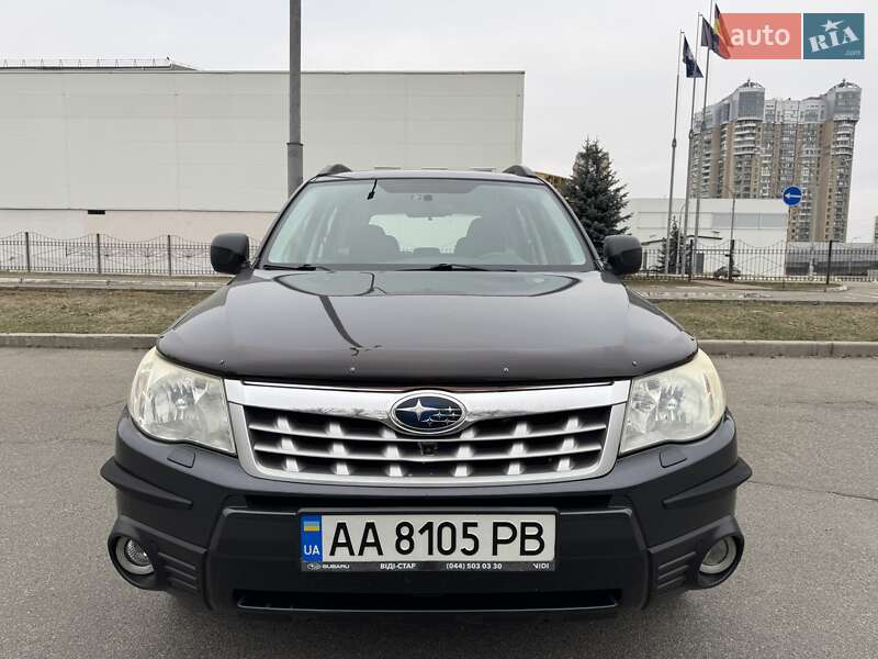 Внедорожник / Кроссовер Subaru Forester 2011 в Киеве