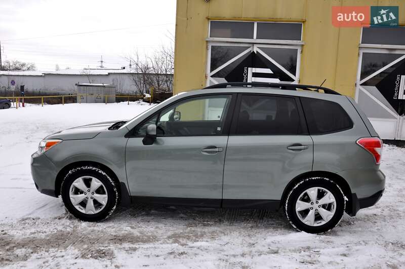 Внедорожник / Кроссовер Subaru Forester 2013 в Львове