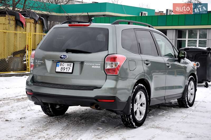 Внедорожник / Кроссовер Subaru Forester 2013 в Львове