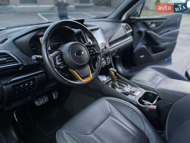 Внедорожник / Кроссовер Subaru Forester 2022 в Киеве