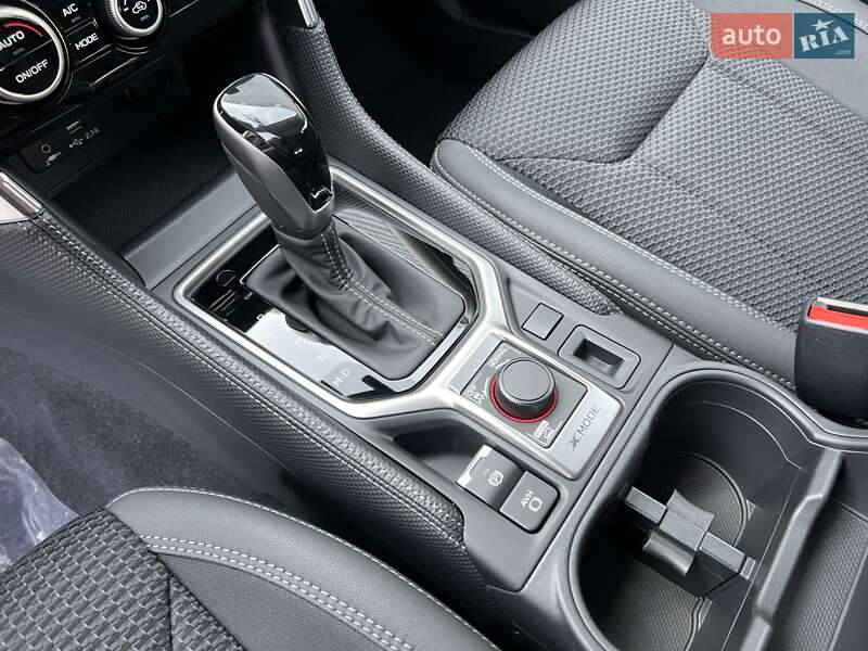 Внедорожник / Кроссовер Subaru Forester 2024 в Киеве