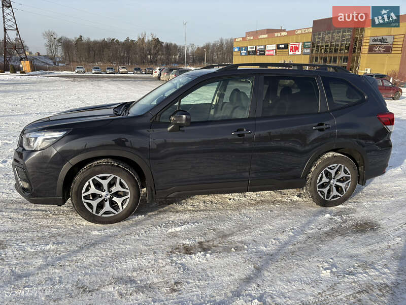 Внедорожник / Кроссовер Subaru Forester 2019 в Львове