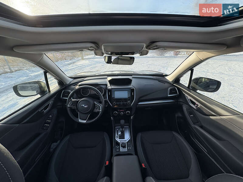 Внедорожник / Кроссовер Subaru Forester 2019 в Львове
