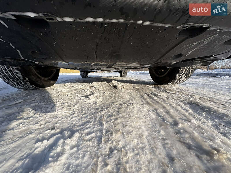 Внедорожник / Кроссовер Subaru Forester 2019 в Львове