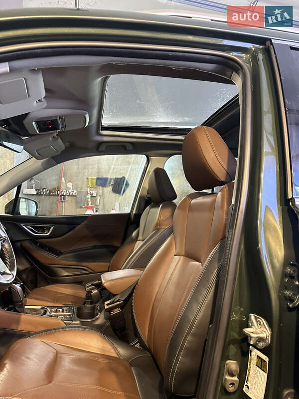 Внедорожник / Кроссовер Subaru Forester 2023 в Киеве