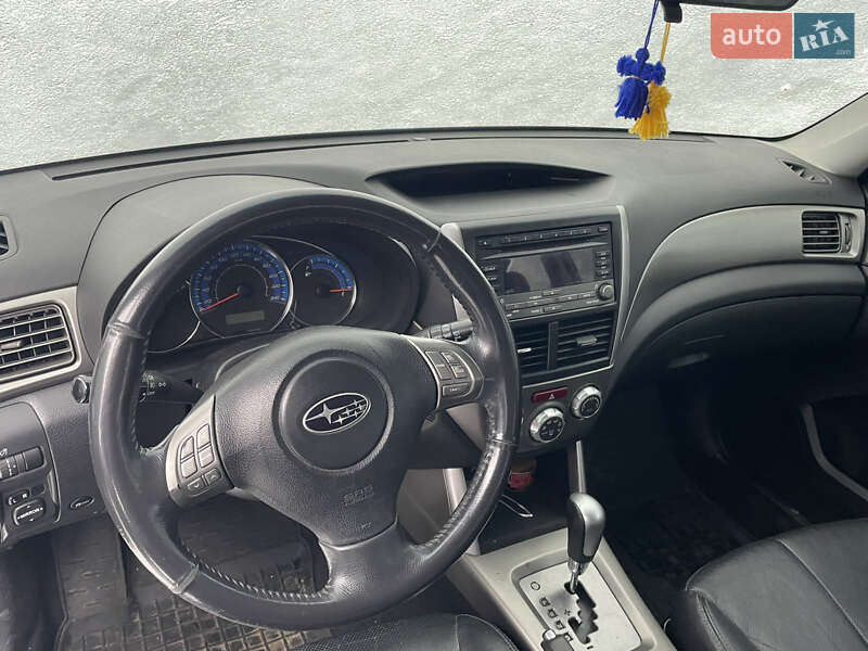 Позашляховик / Кросовер Subaru Forester 2008 в Києві