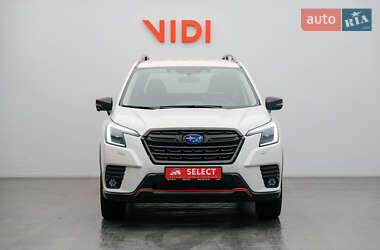 Внедорожник / Кроссовер Subaru Forester 2022 в Киеве