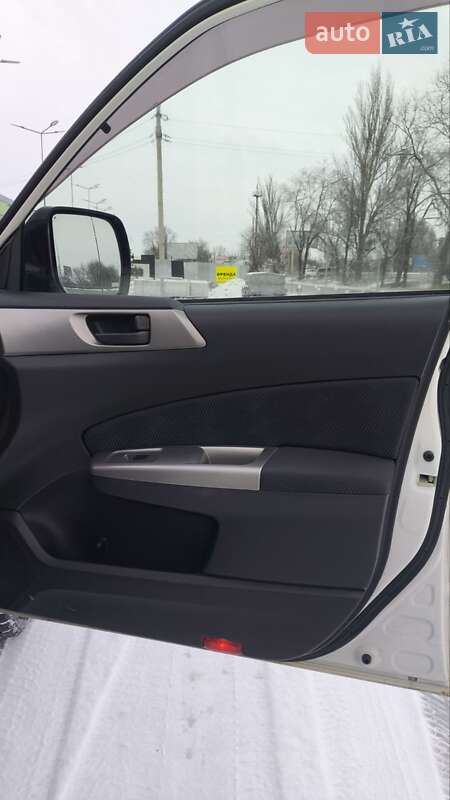 Внедорожник / Кроссовер Subaru Forester 2010 в Днепре