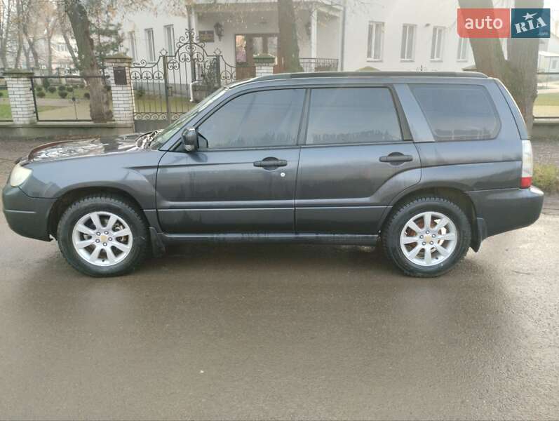 Внедорожник / Кроссовер Subaru Forester 2007 в Черновцах