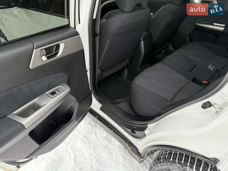 Внедорожник / Кроссовер Subaru Forester 2010 в Харькове