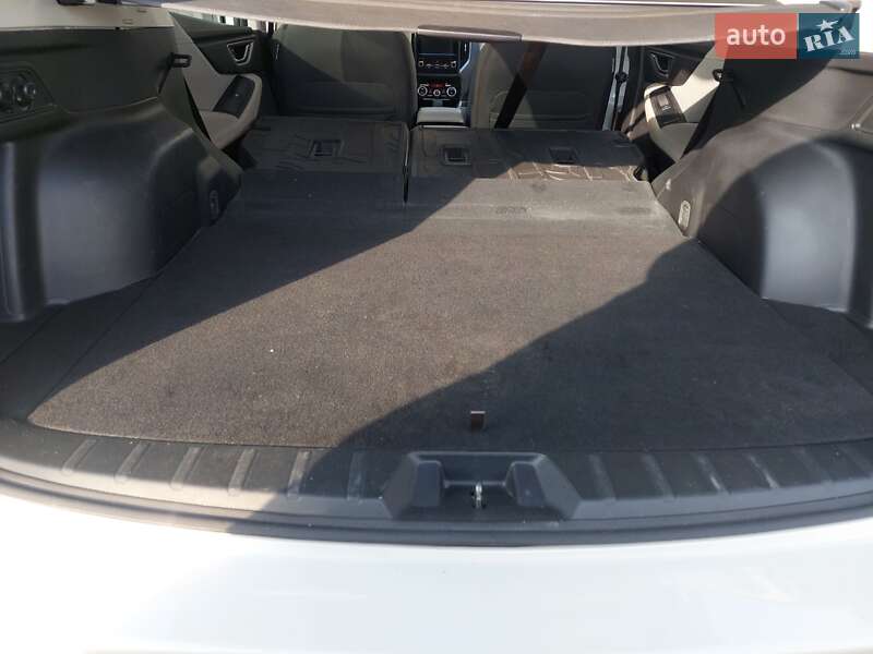 Внедорожник / Кроссовер Subaru Forester 2022 в Киеве