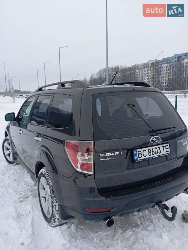 Внедорожник / Кроссовер Subaru Forester 2012 в Львове