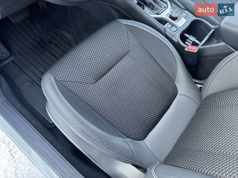 Внедорожник / Кроссовер Subaru Forester 2019 в Киеве