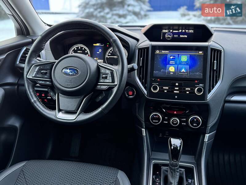 Внедорожник / Кроссовер Subaru Forester 2019 в Киеве
